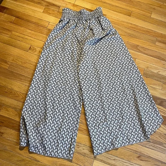Abstract Pattern Palazzo Pants - Picture 6 of 6